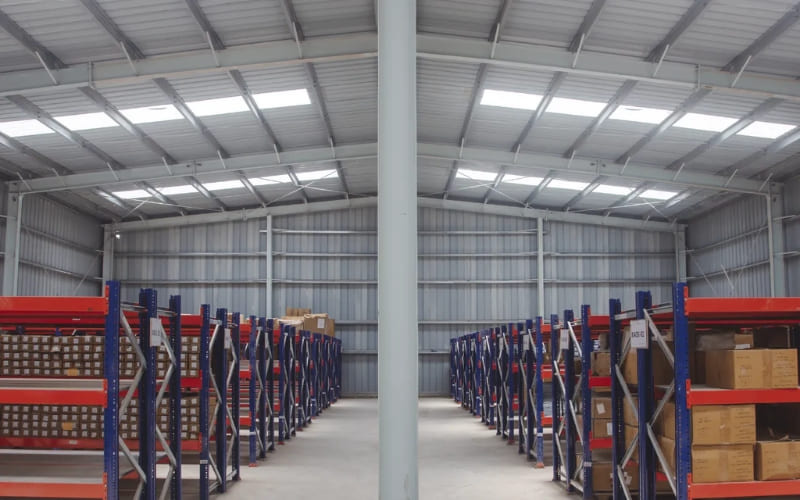 Warehouse construction cost factors including materials, labor, design and location